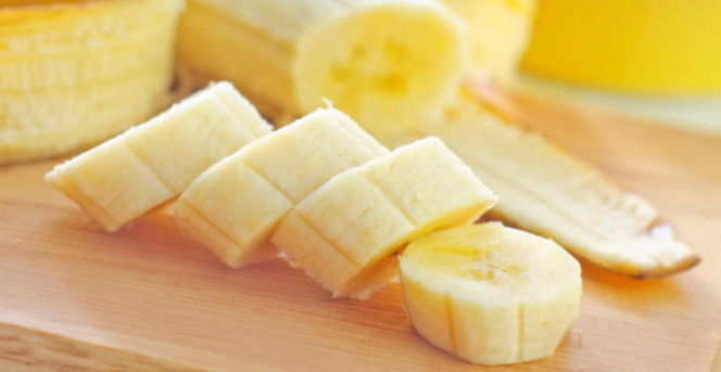 خبراء التغذية ينصحون بتناول الموز خلال شهر رمضان