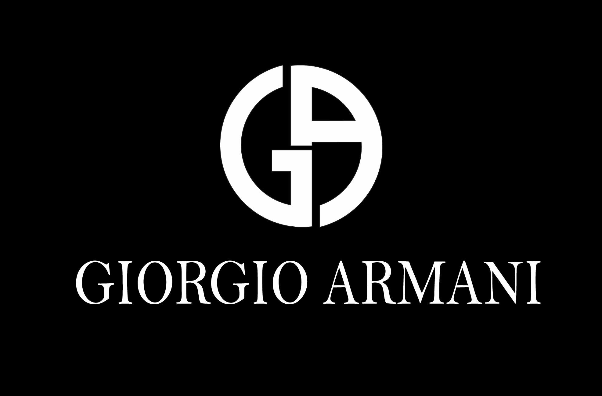 "الرصاصي" و"النبيتي" يتصدران مجموعة "Giorgio Armani" لصيف 2017