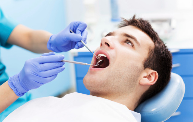5 أشياء تساعدك على التغلب على خوفك من طبيب الأسنان