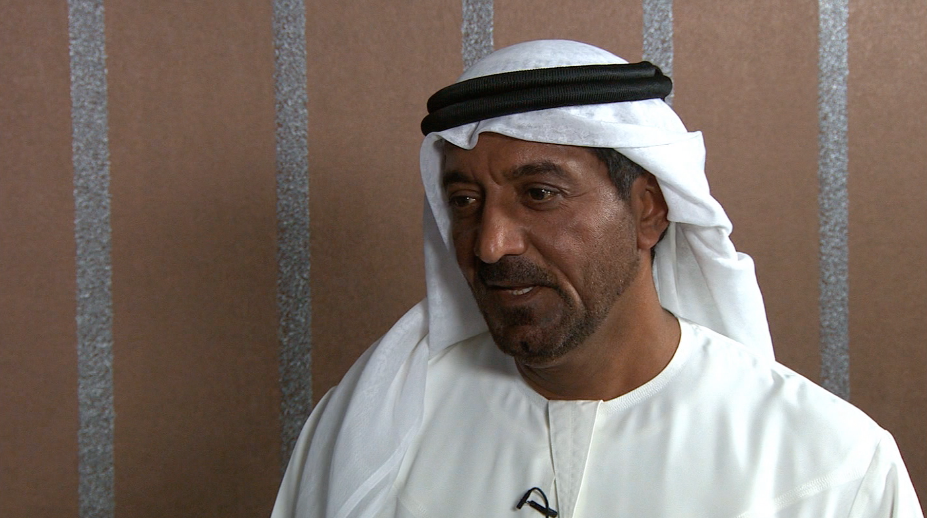 الرئيس التنفيذي لطيران الإمارات يكشف حقائق الهبوط الاضطراري