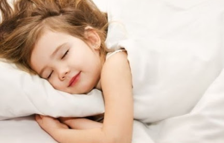 كيف تقنعون الطفل بالنوم وحده في أماكن مستقلة ؟