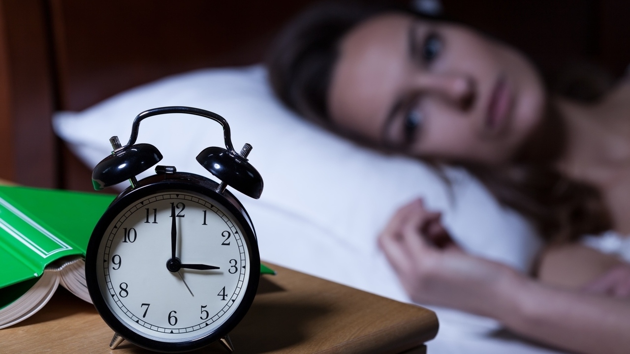 إليك 3 طرق مذهلة لتشتيت الأرق و النوم الهادئ