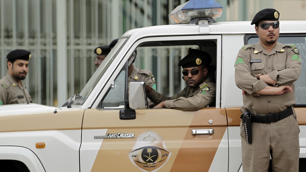 بالفيديو.. رجال الأمن يحتفلون بنجاح موسم الحج على طريقتهم الخاصة‎