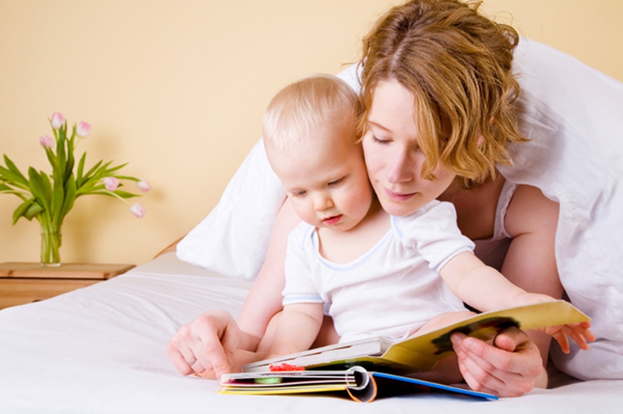 7 أسباب ستدفعك للقراءة لطفلك يومياً