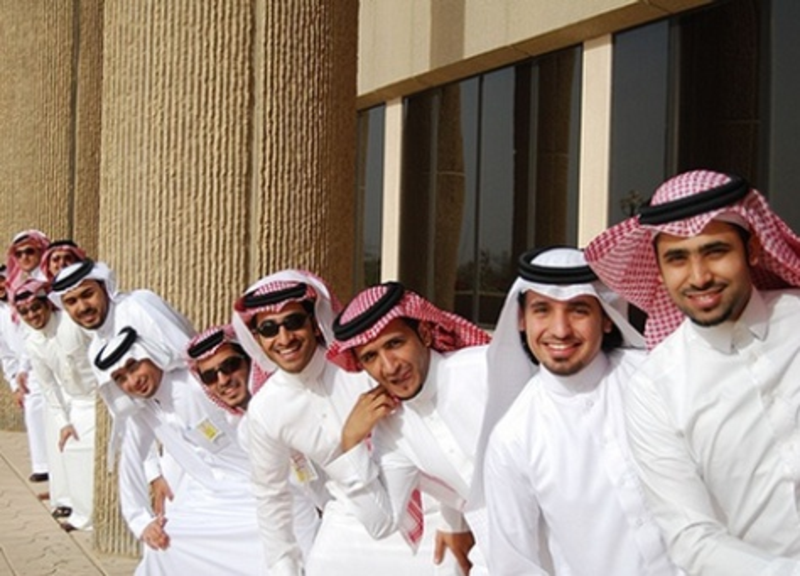 دراسة: السعوديون ثاني أكثر شعوب العالم حبا للآخرين