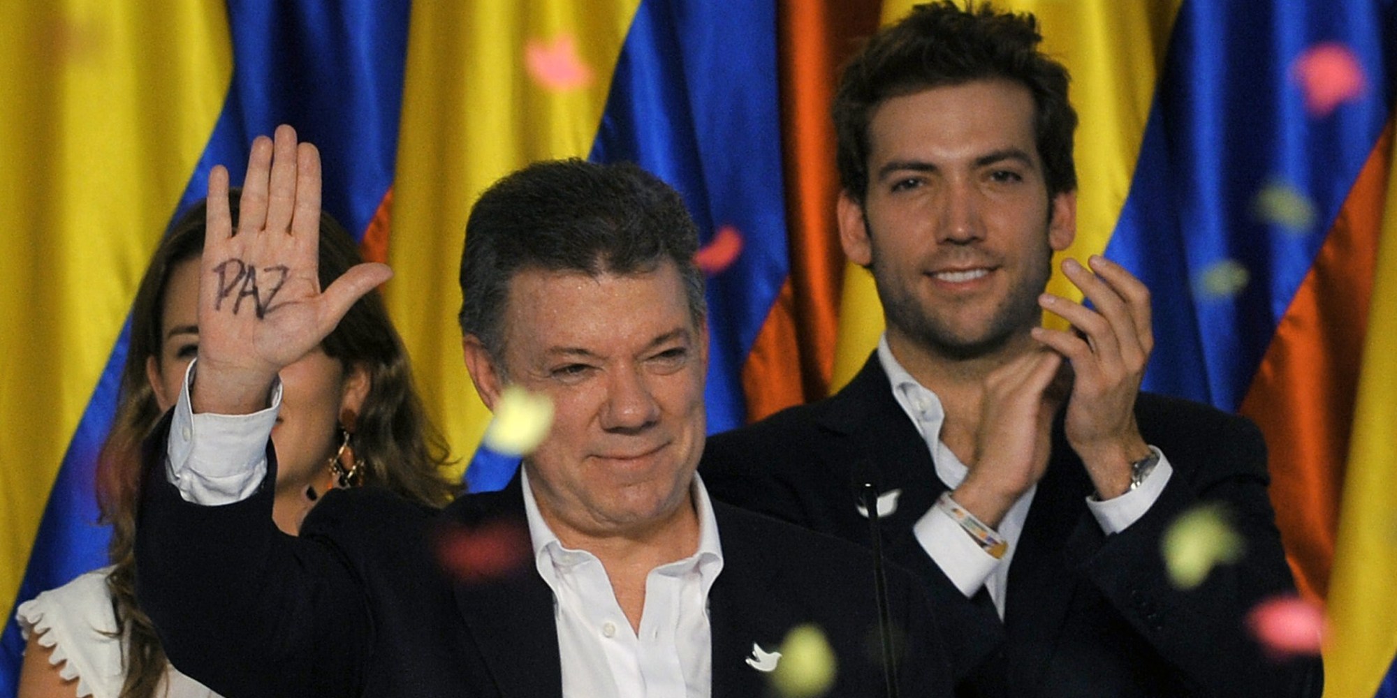 7 معلومات عن الرئيس الكولومبي الحائز على نوبل.. مُقامر ومطلوب للمحاكمة
