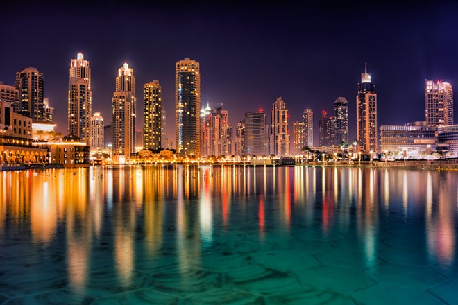 بالفيديو.. دبي تنتج أضخم عمل فني تشهده المنطقة