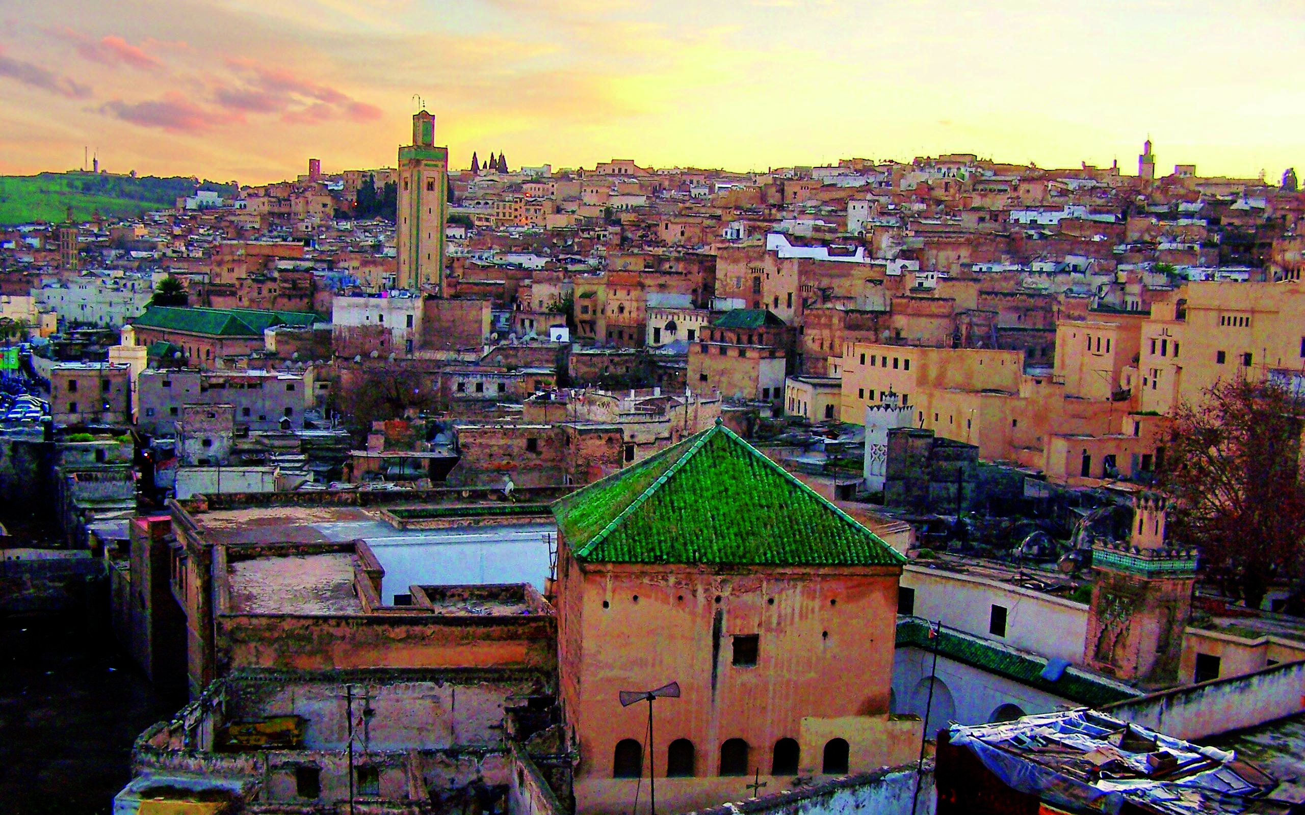 للفتيات عاشقات السفر.. 6 أسباب ستجعل المغرب وجهتكن المفضلة
