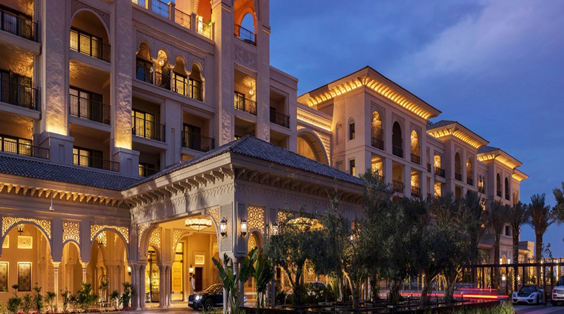 منتجع فورسيزونز دبي شاطىء جميرا يُمنح لقب ‏‏"أفضل نادي صحي فندقي في العالم"‏