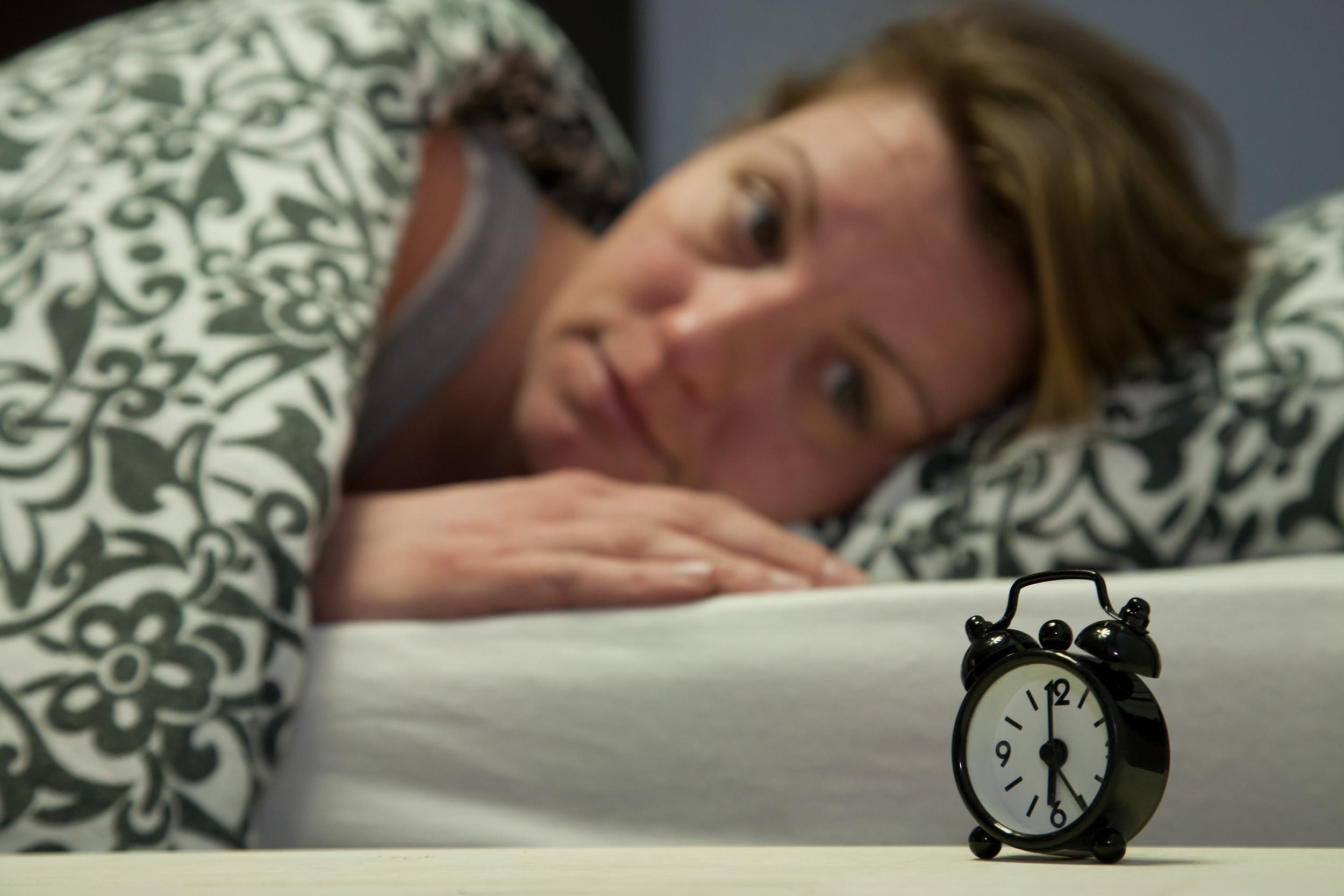 انتبهوا.. قلة النوم تؤدي إلى هذه الأعراض الخطيرة!