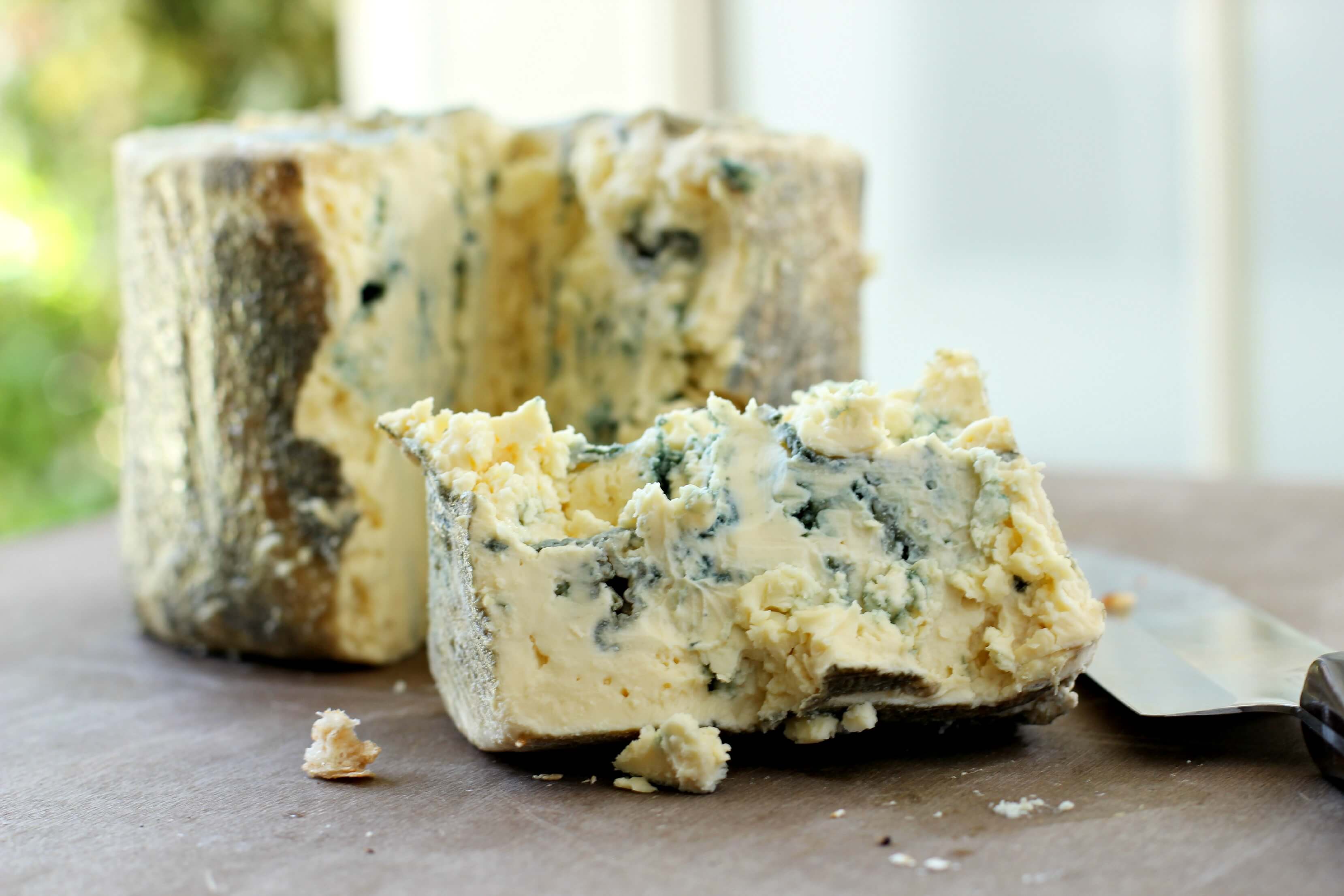 فوائد ستذهلك للجبن الأزرق .. تعرف عليها