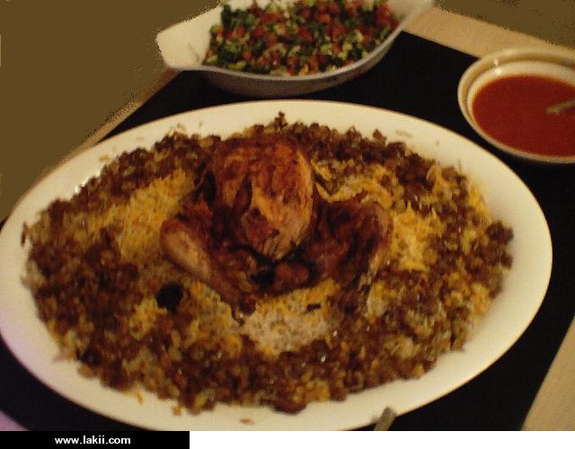 طريقة تحضير وجبة "مجبوس الدجاج" الكويتي الشهية