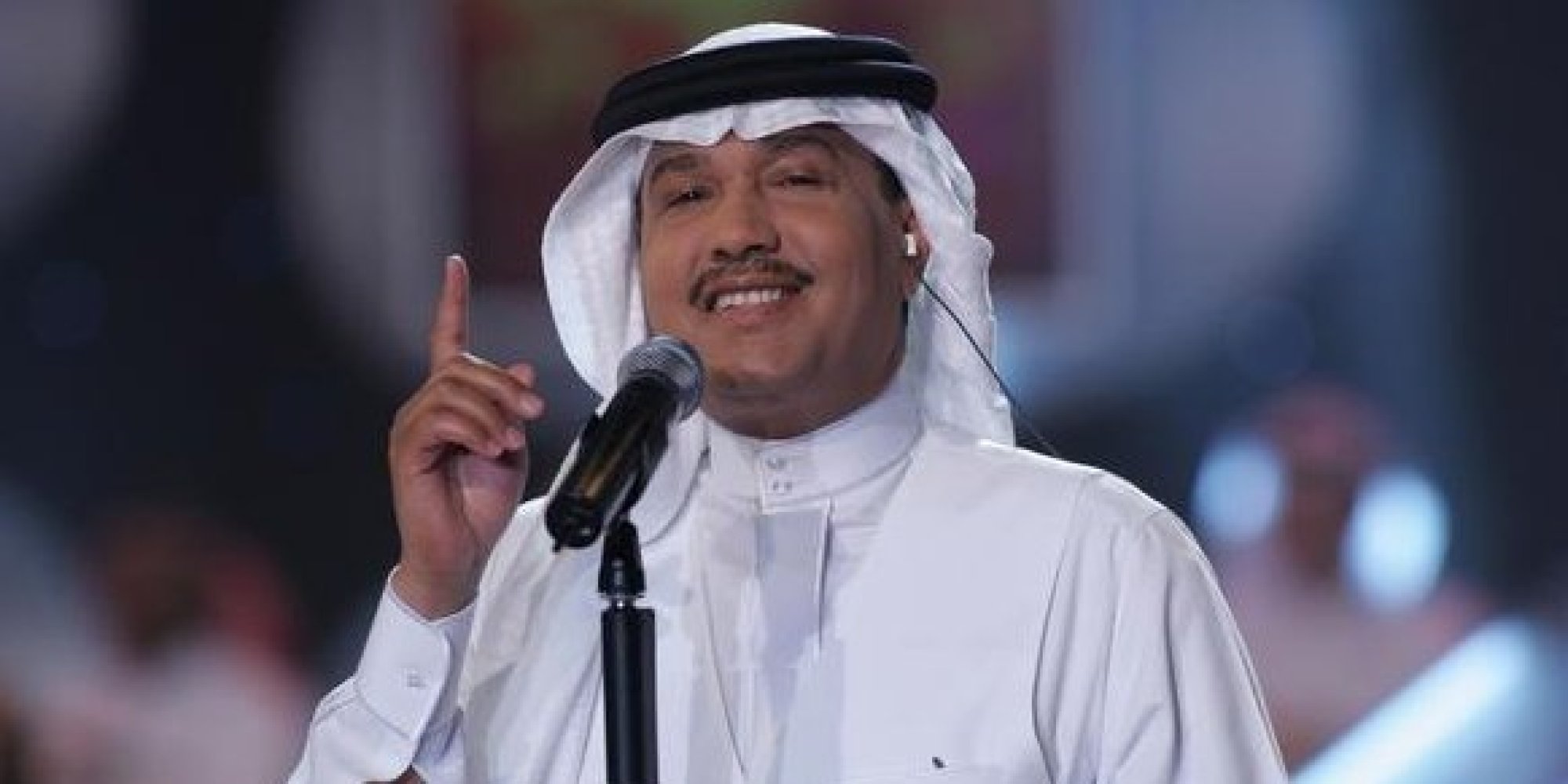 بالفيديو.. تكريم فنان العرب محمد عبده في البحرين