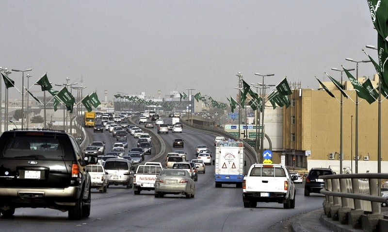 السعودية : منح تأشيرات للمستثمرين الأجانب خلال 24 ساعة