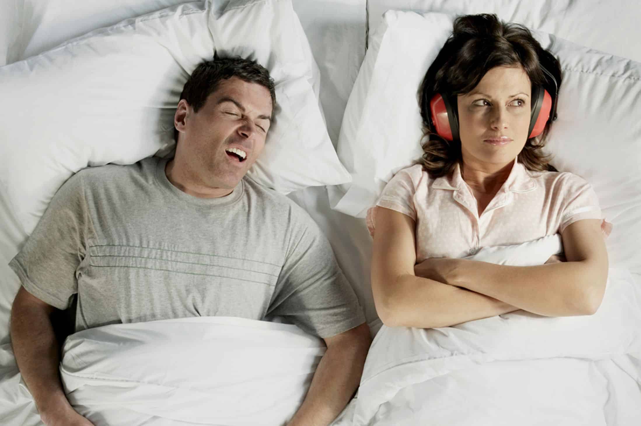 10 طرق تخلصك من الشخير أثناء النوم