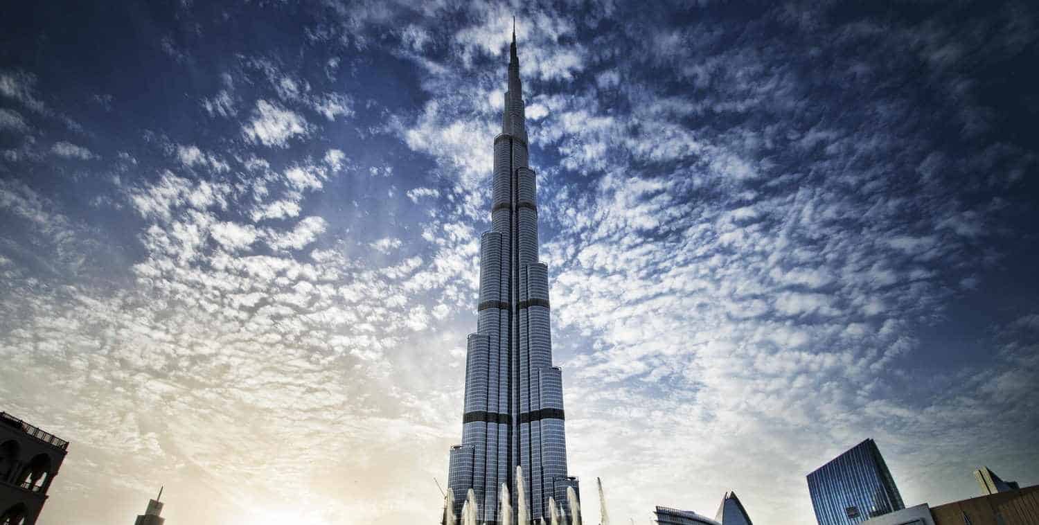 برج خليفة يتصدر قائمة أعلى 10 مبان في العالم