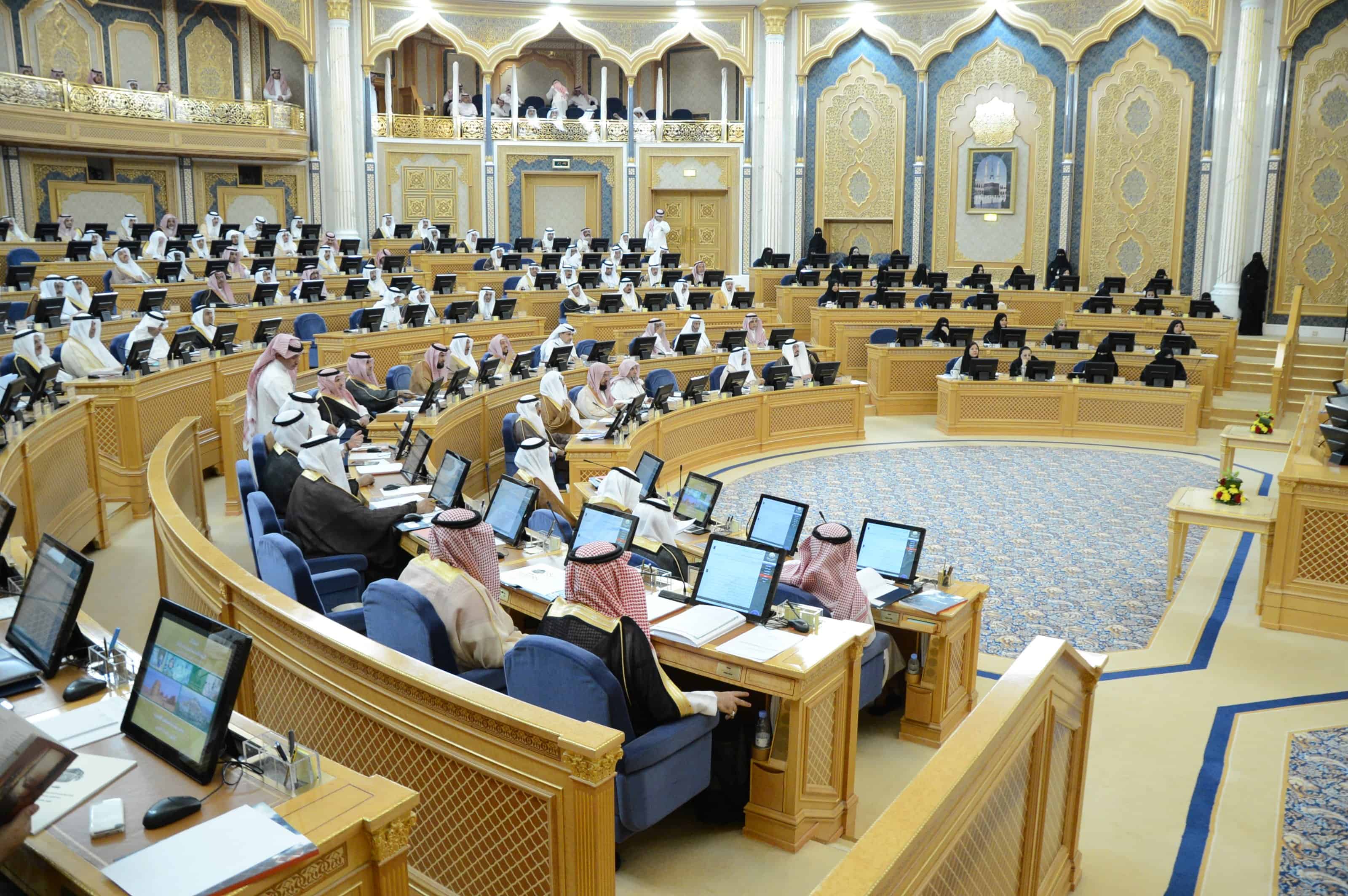 الشورى: تشكيل لجنة لدراسة مقترحات تعديل المادة 77 من نظام العمل
