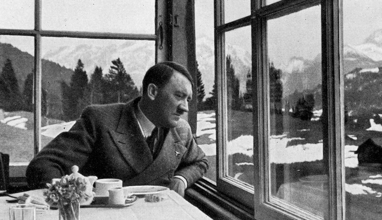 صور جديدة تكشف أحد الجوانب الخفية في حياة هتلر