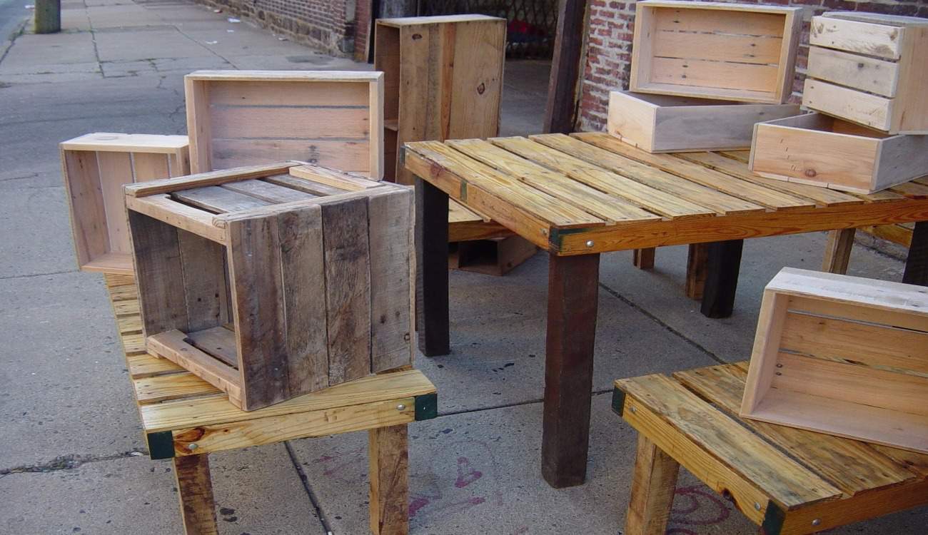 15 فكرة لاستخدام الصناديق الخشبية في ديكور منزلك 
