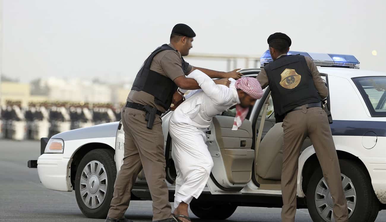 بالفيديو.. الشرطة تبحث عن شاب صفع امرأة في شوارع مكة