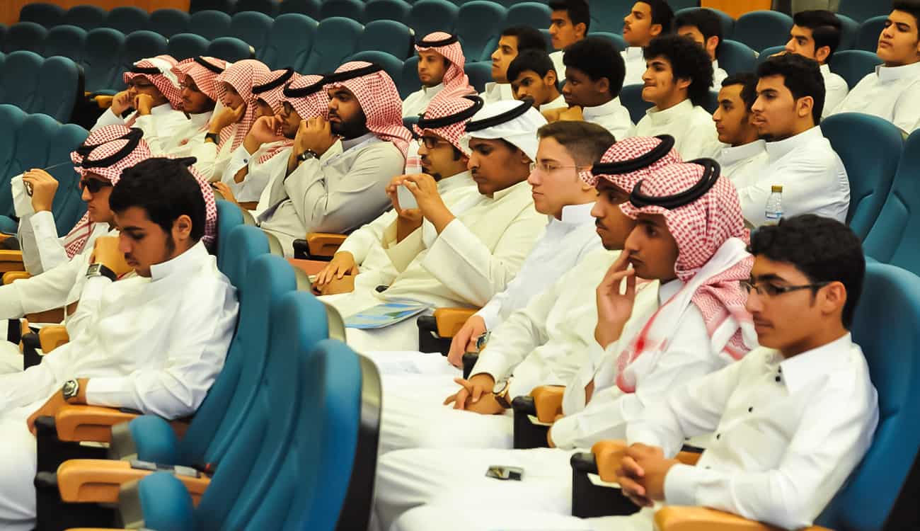 طلاب سعوديون يطلقون «شروح».. المنصة الجامعية الأولى في المملكة