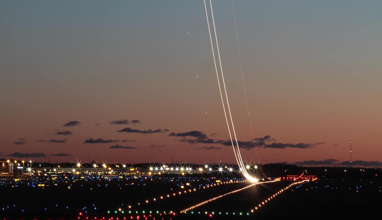 بالصور.. أجمل 10 مطارات في العالم «لحظة الهبوط»