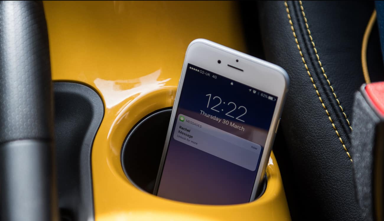 "نيسان" تُطور جهازا جديدا لمنع استخدام الهواتف أثناء القيادة