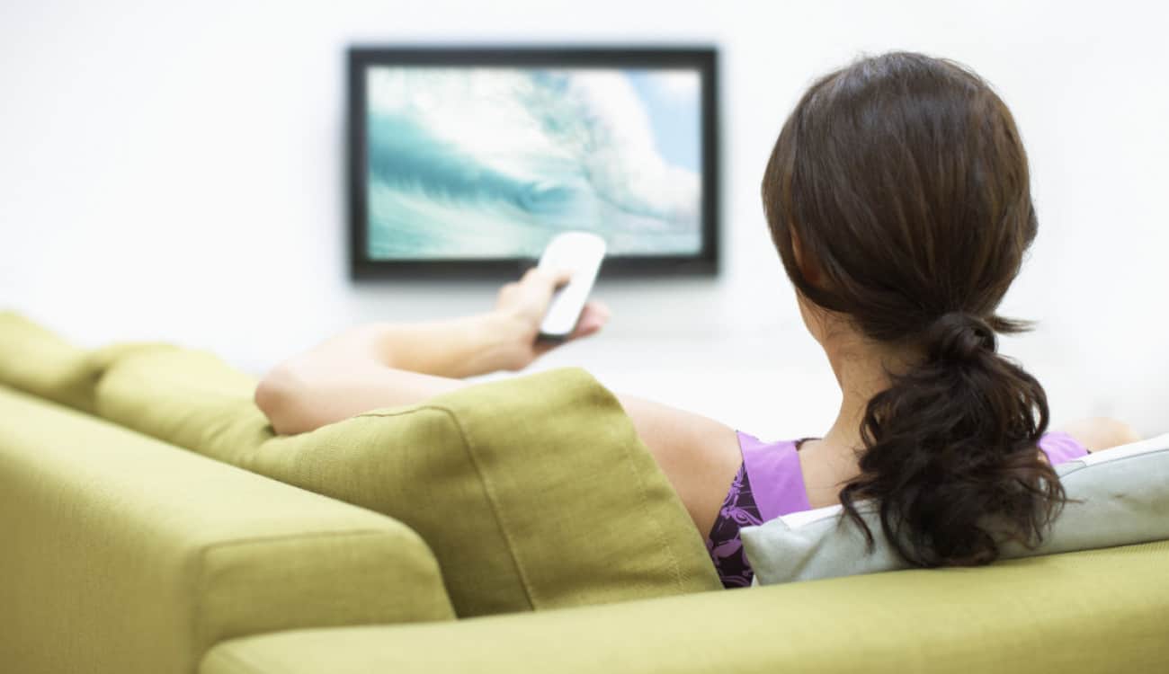 5 عادات تحرق السعرات وأنت أمام التلفاز