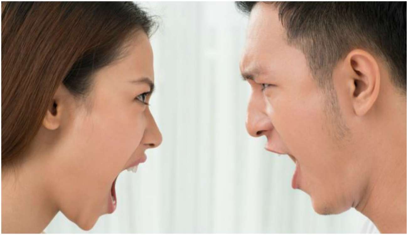 مع أم ضد: الرجل والمرأة يشعران بنفس القدر من العاطفة ؟