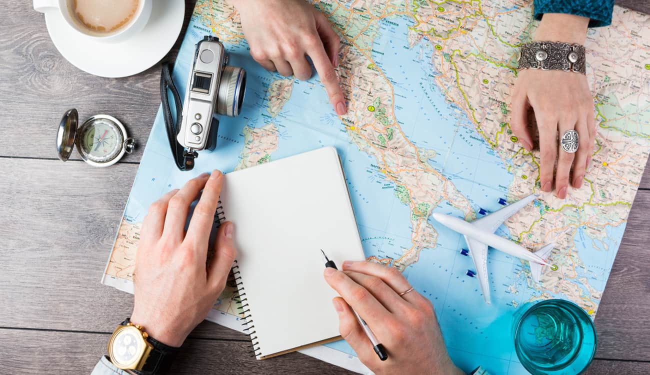 6 طرق للحصول على رحلة مجانية إلى أي مكان بالعالم