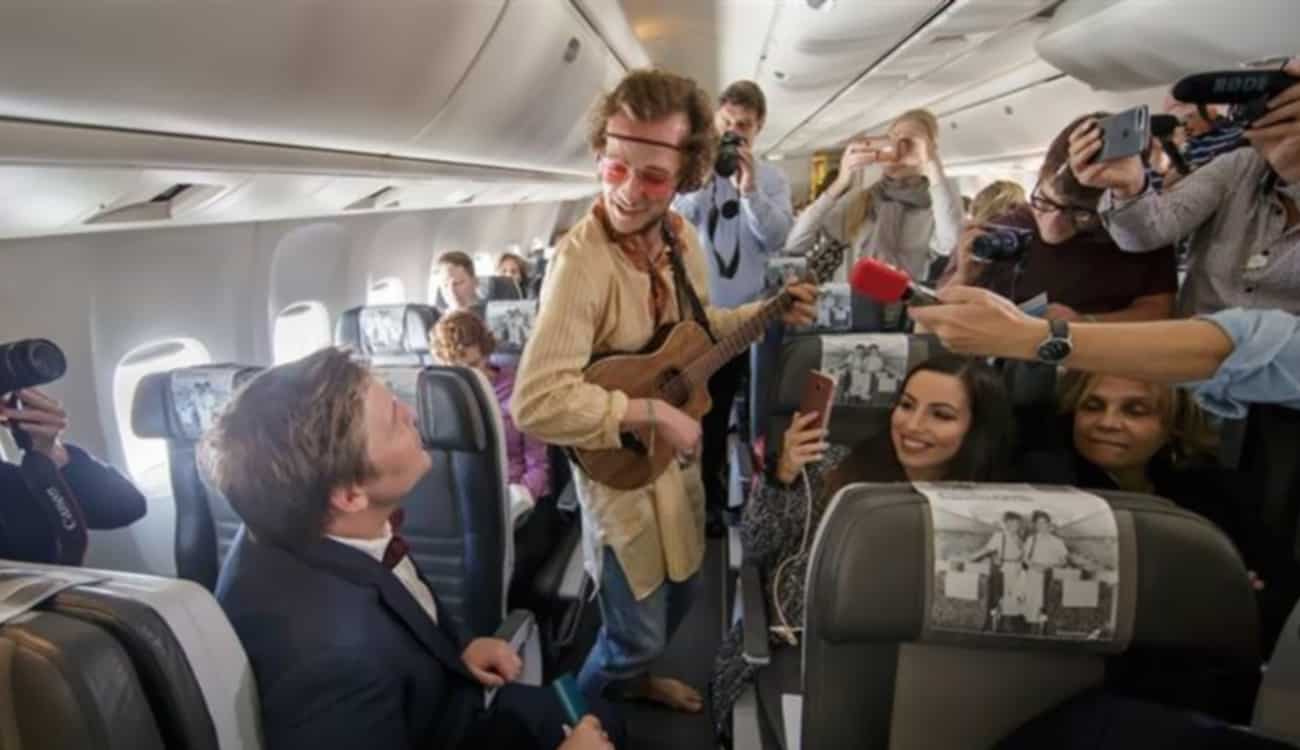 «مسرح فوق السحاب» لترفيه ركاب شركة طيران أوروبية