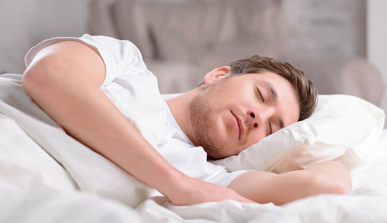 طرق طبيعية لمنع انقطاع النفس أثناء النوم.. تعرّف عليها
