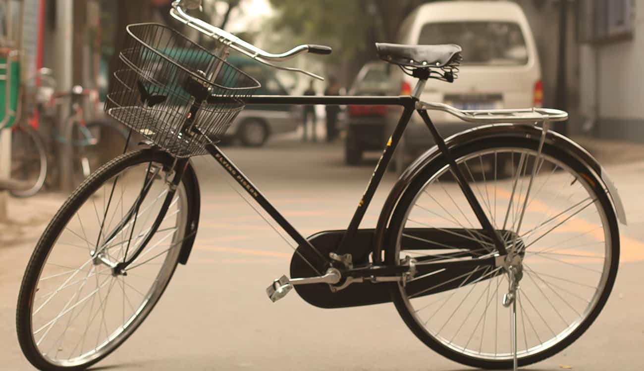 على غرار الأفلام السينمائية.. مطاردة مثيرة لسارق دراجة هوائية