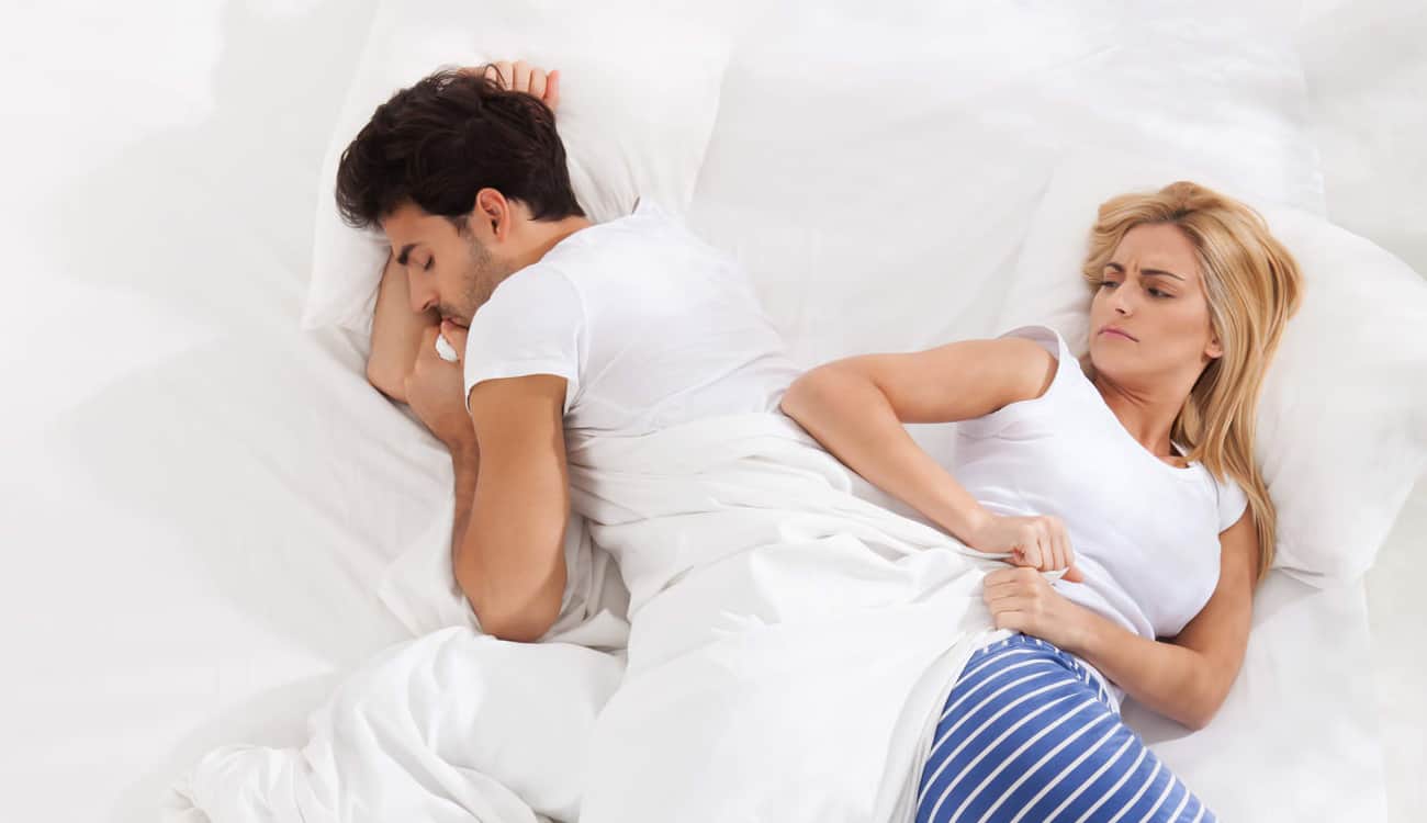 من يتحدث أكثر أثناء النوم.. الرجل أم المرأة؟