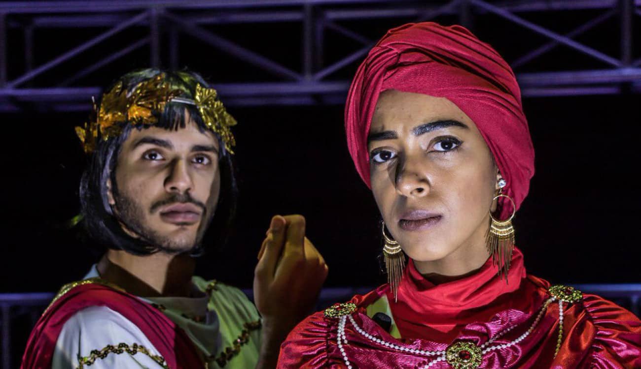 في خطوة جديدة.. «حياة الإمبراطور» تشهد أول مشاركة للجنسين معا على المسرح السعودي