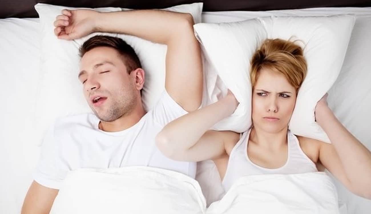 هل حاولت التغلب على الشخير أثناء النوم؟