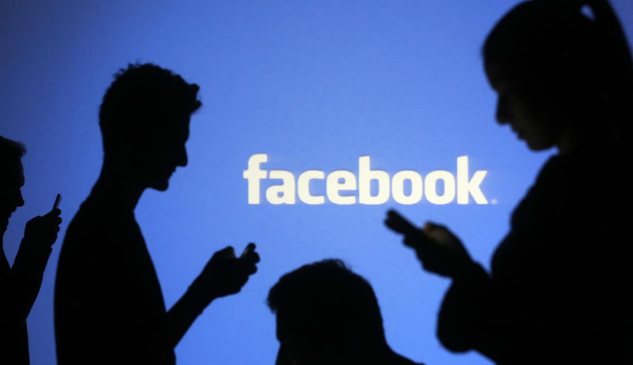 ميزة جديدة من «فيسبوك» تبقي متصفحيه لأطول وقت