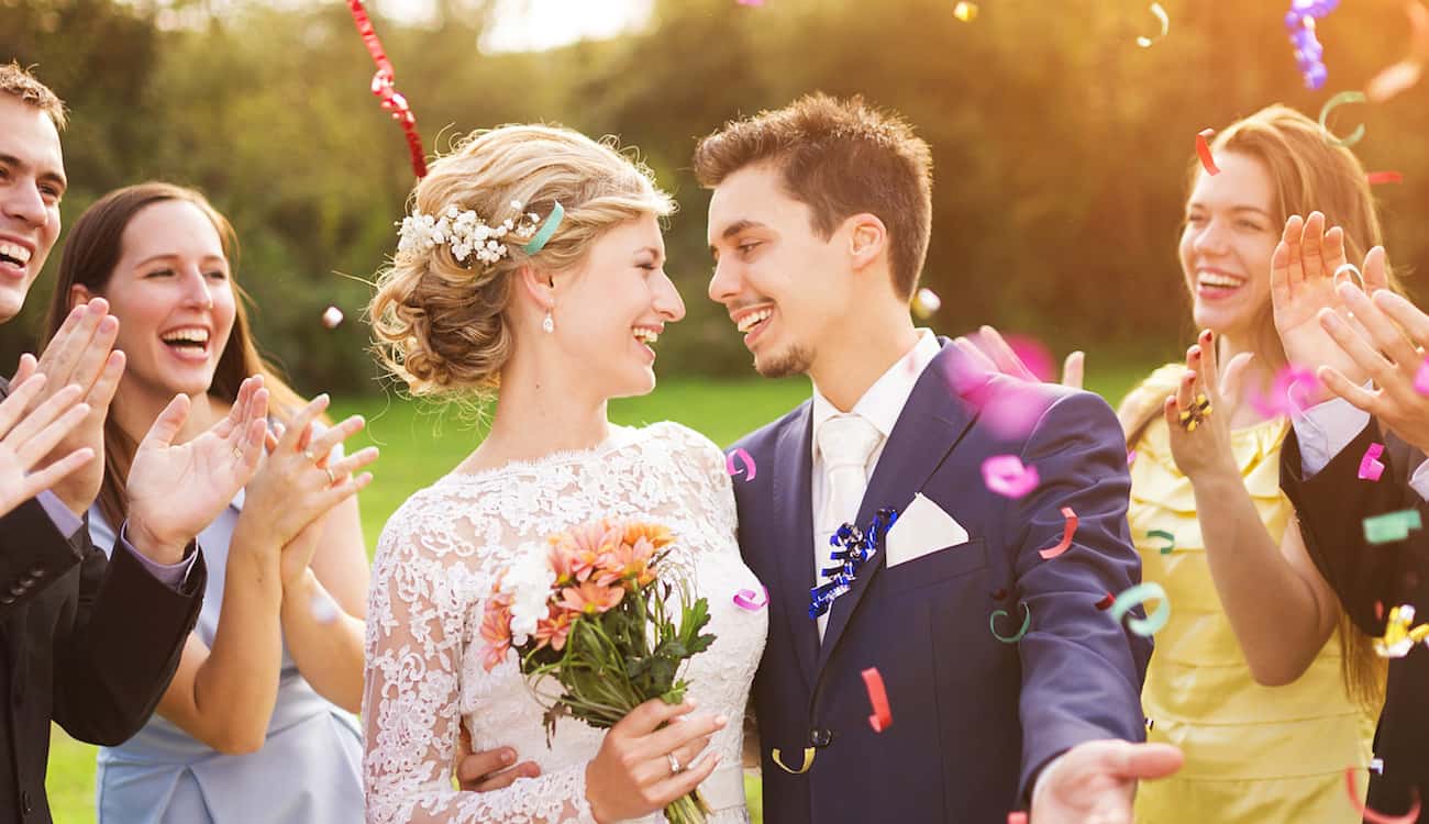 هذه أفضل فساتين وصيفات العروس في 2018 .. أي منها أعجبك؟