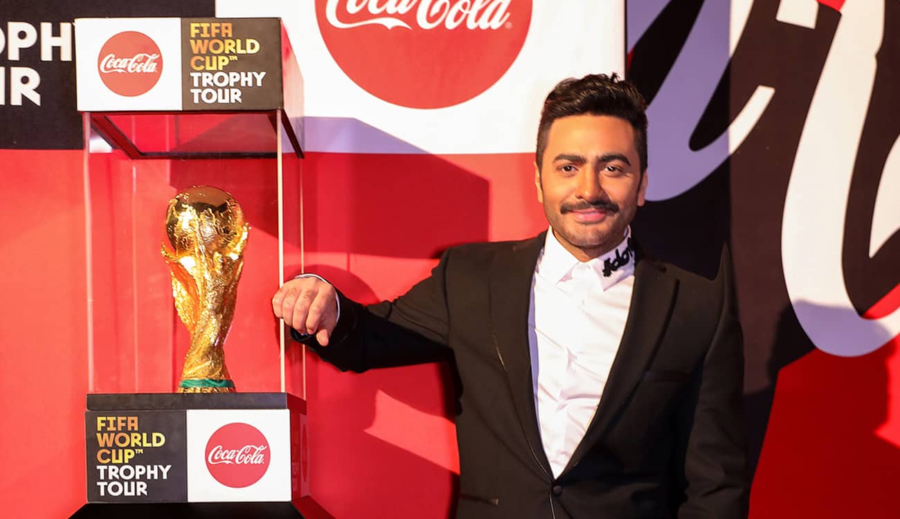 تامر حسني يشارك جمهوره كواليس أغنية جديدة لـ كأس العالم