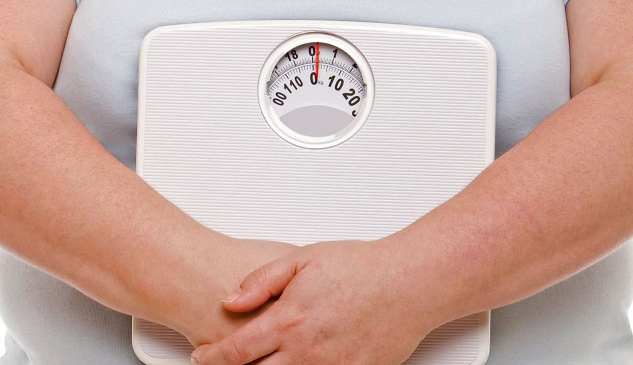 لماذا يزداد الوزن في رمضان ؟ دكتور بجامعة الملك سعود يجيب
