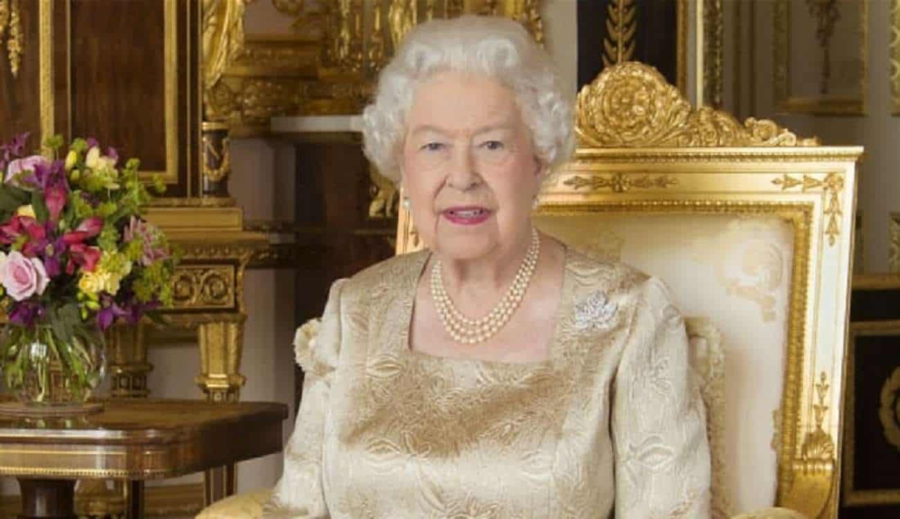 لا مجال للمفاجآت.. بريطانيا تتشح بالسواد في «محاكاة» رسمية لوفاة الملكة