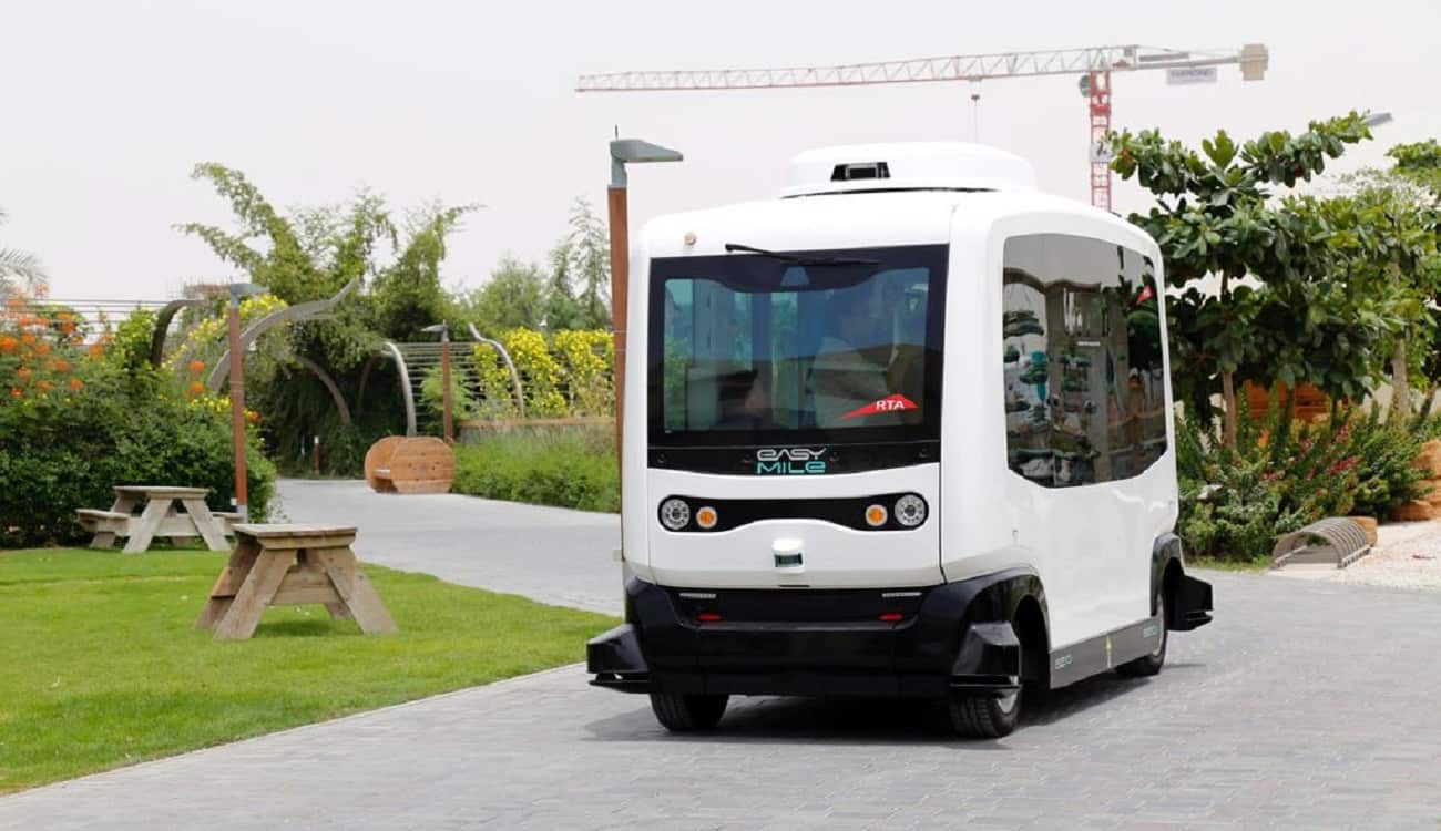 بالصور.. تشغيل مركبات ذاتية القيادة في المدينة المستدامة بـ «دبي لاند»