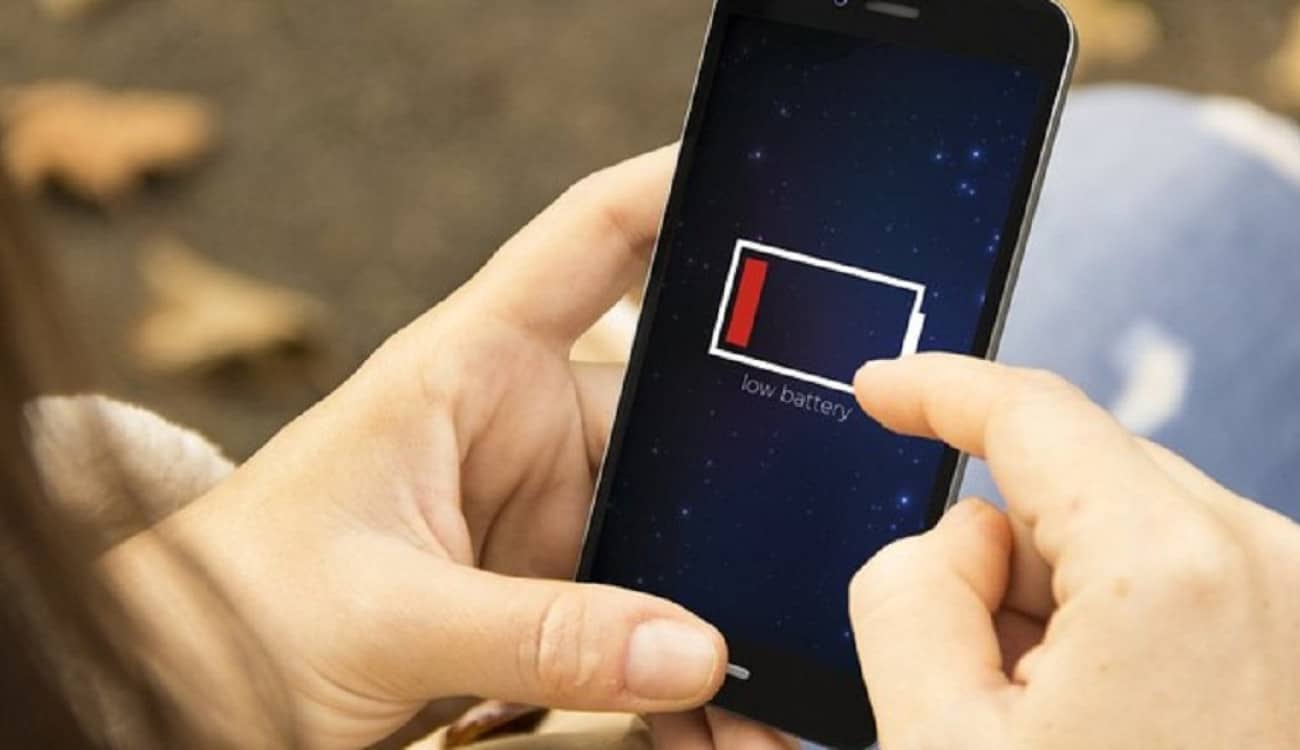 4 نصائح لبقاء شحن هاتفك أطول فترة ممكنة.. إغلاق التطبيقات لا يوفر الطاقة