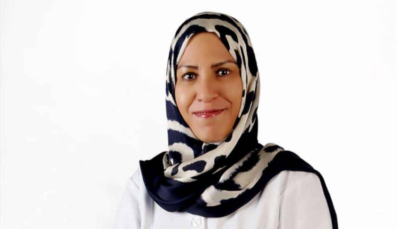 سمر الحمود.. أول جراحة سعودية ترأس لجنة تحكيم أبحاث السرطان بـ"الصحة العالمية"