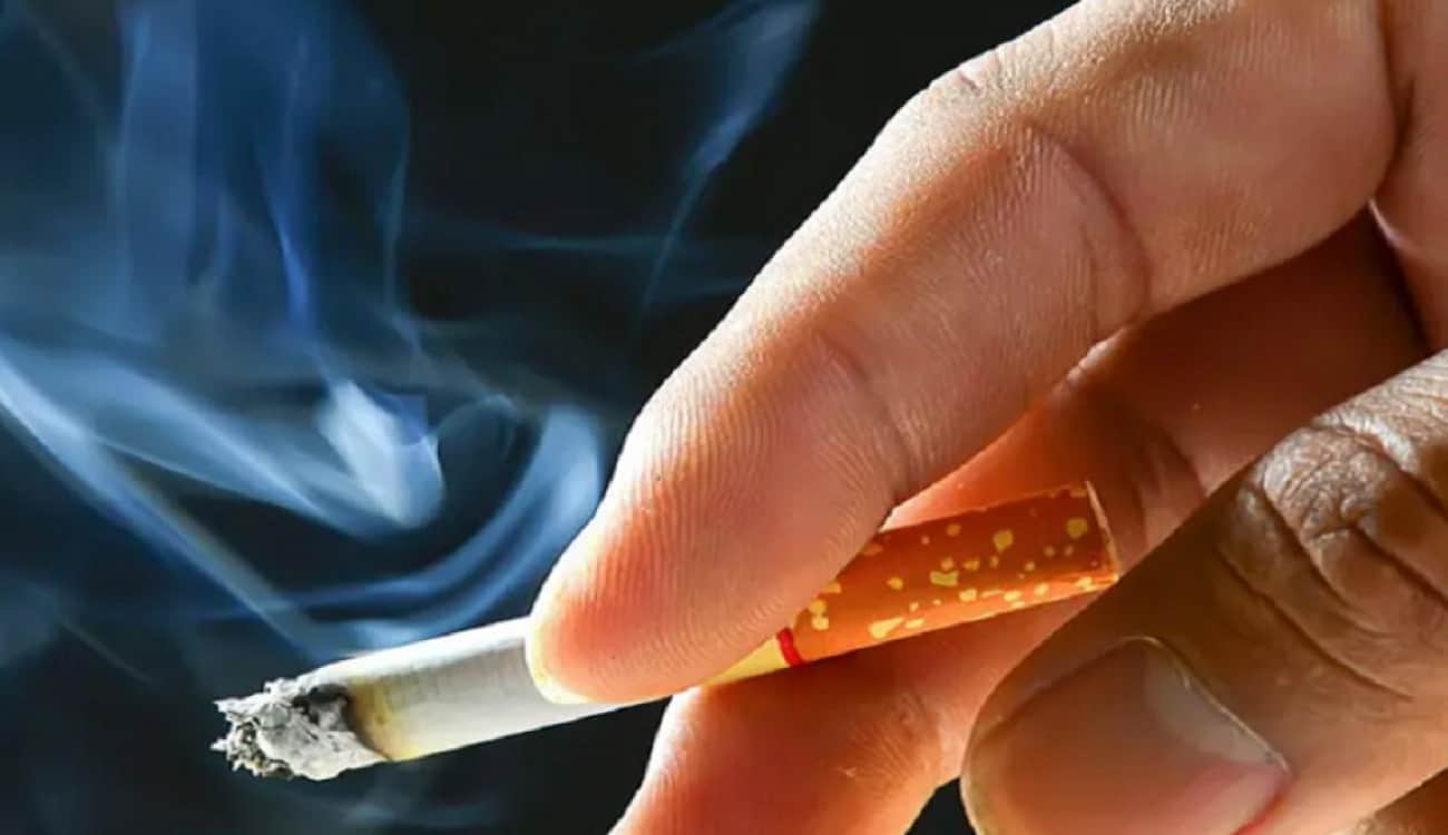 أحدث أضرار التدخين.. يمنع مكافحة "سرطان الجلد" ويعرض 40% للموت