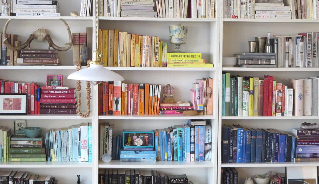 بالصور.. اصنع مساحة مكتبتك المنزلية بطريقة مبتكرة