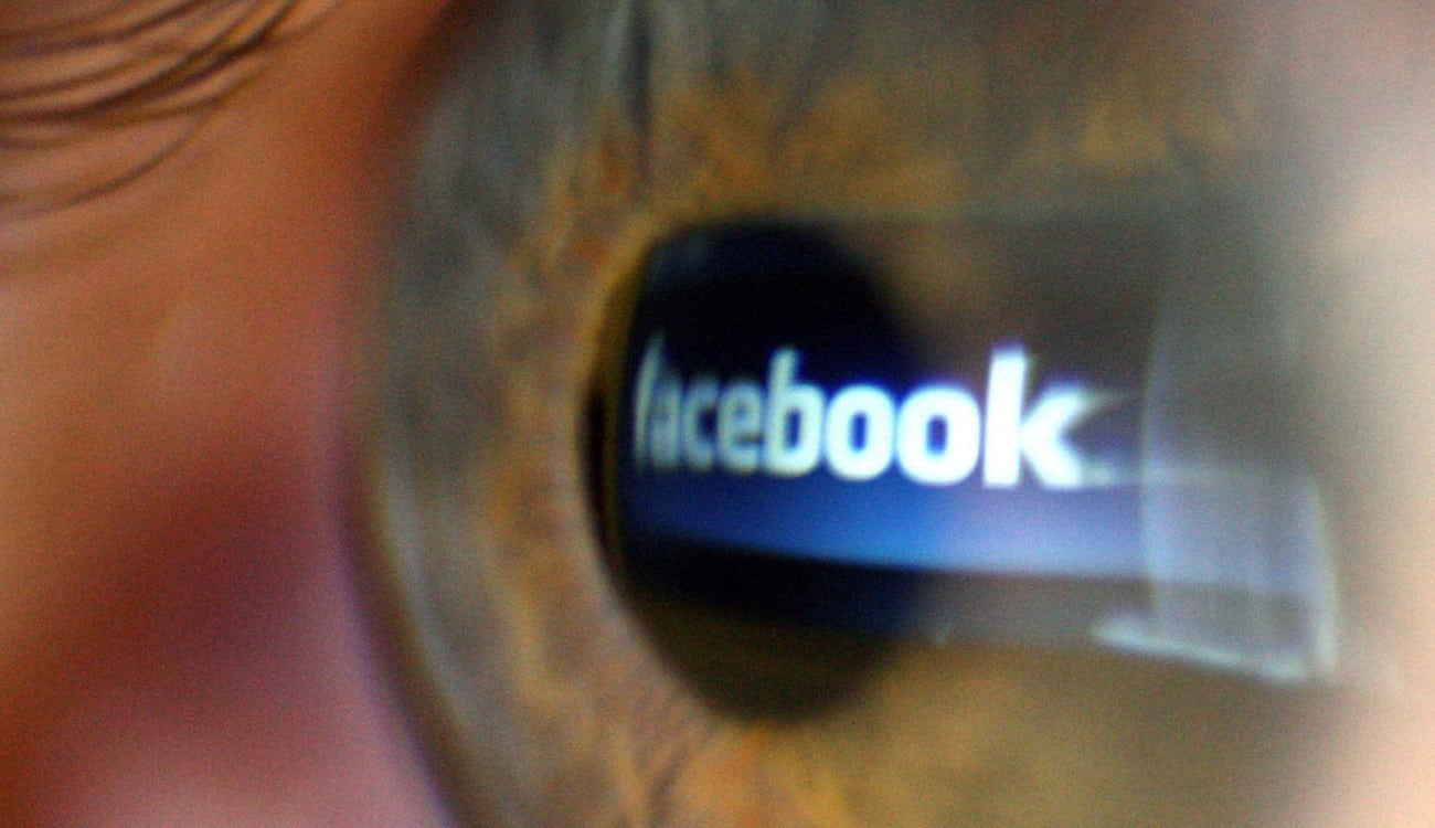 إحصائية: أكثر من نصف النساء على "فيسبوك" تعرضن للتحرش