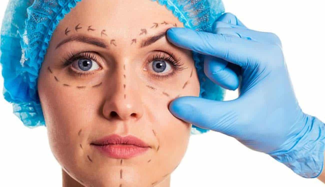 دون أي جراحة.. تقنية جديدة تستخدم الإبر لتجميل الأنف