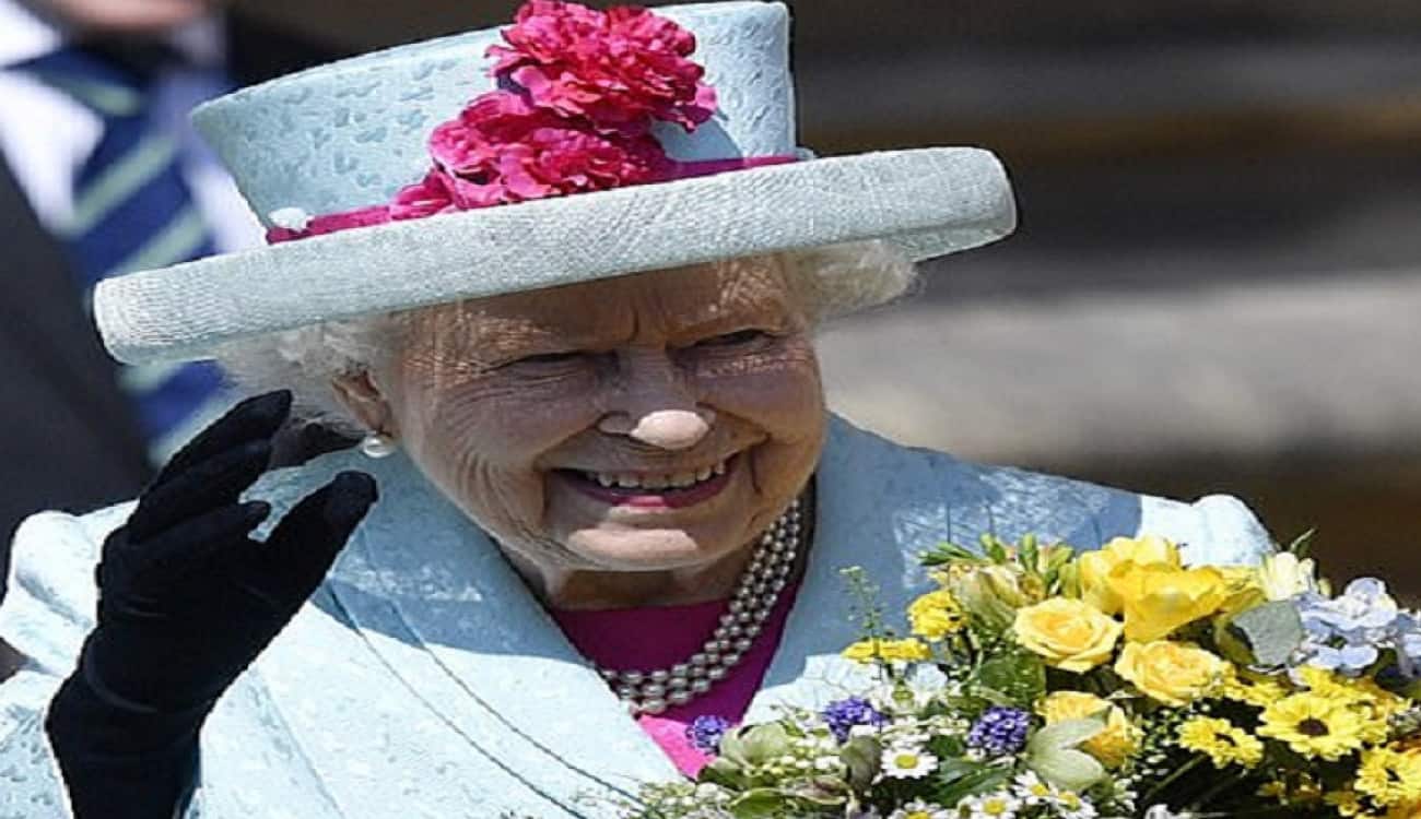 بالفيديو.. احتفال عائلي بيوم ميلاد الملكة "إليزابيث الثانية" الـ93
