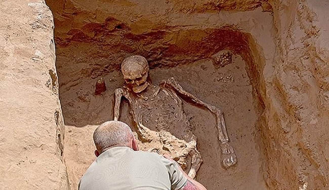 فلاح روسي يكتشف مقبرة لـ"ملك" بدوي عمرها ألفا عام